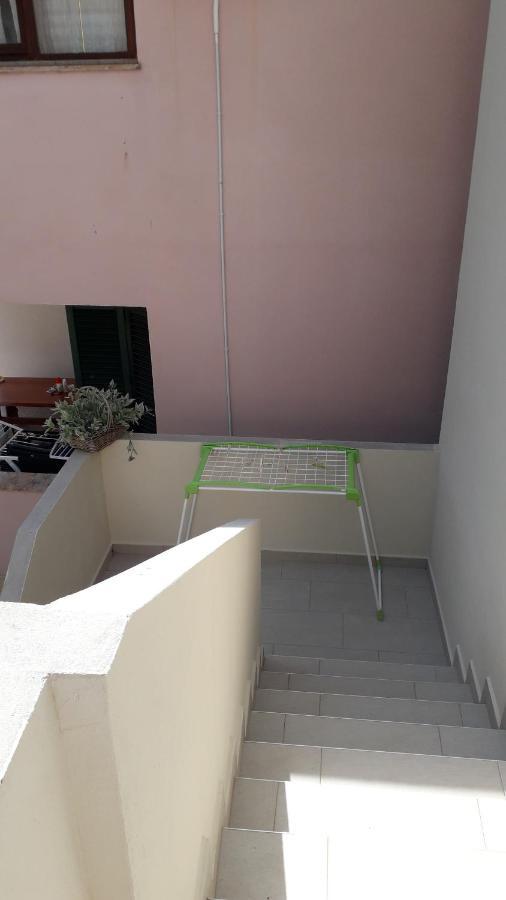 Podvrsina1A Rosa Vila Preko Exterior foto