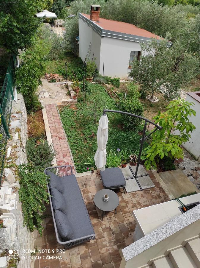 Podvrsina1A Rosa Vila Preko Exterior foto