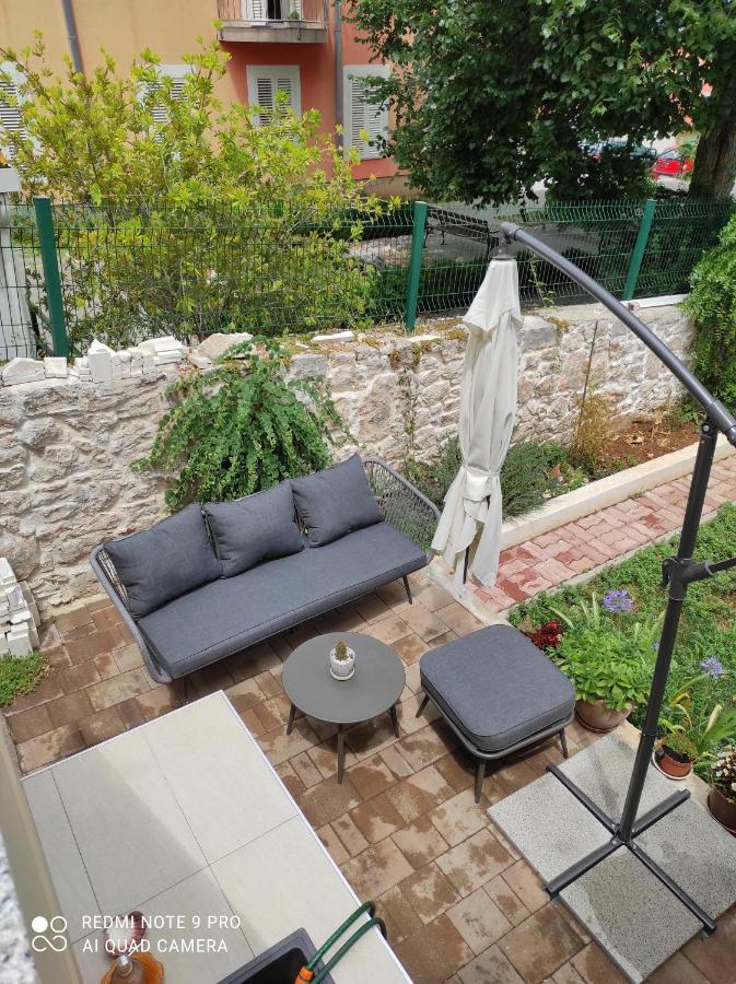Podvrsina1A Rosa Vila Preko Exterior foto