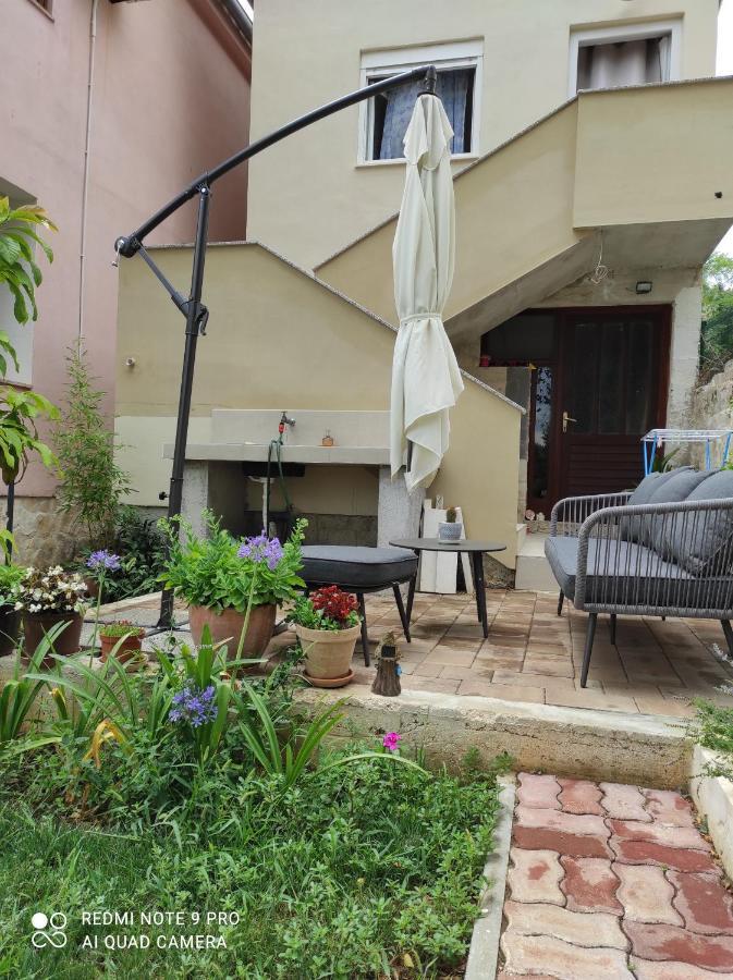 Podvrsina1A Rosa Vila Preko Exterior foto