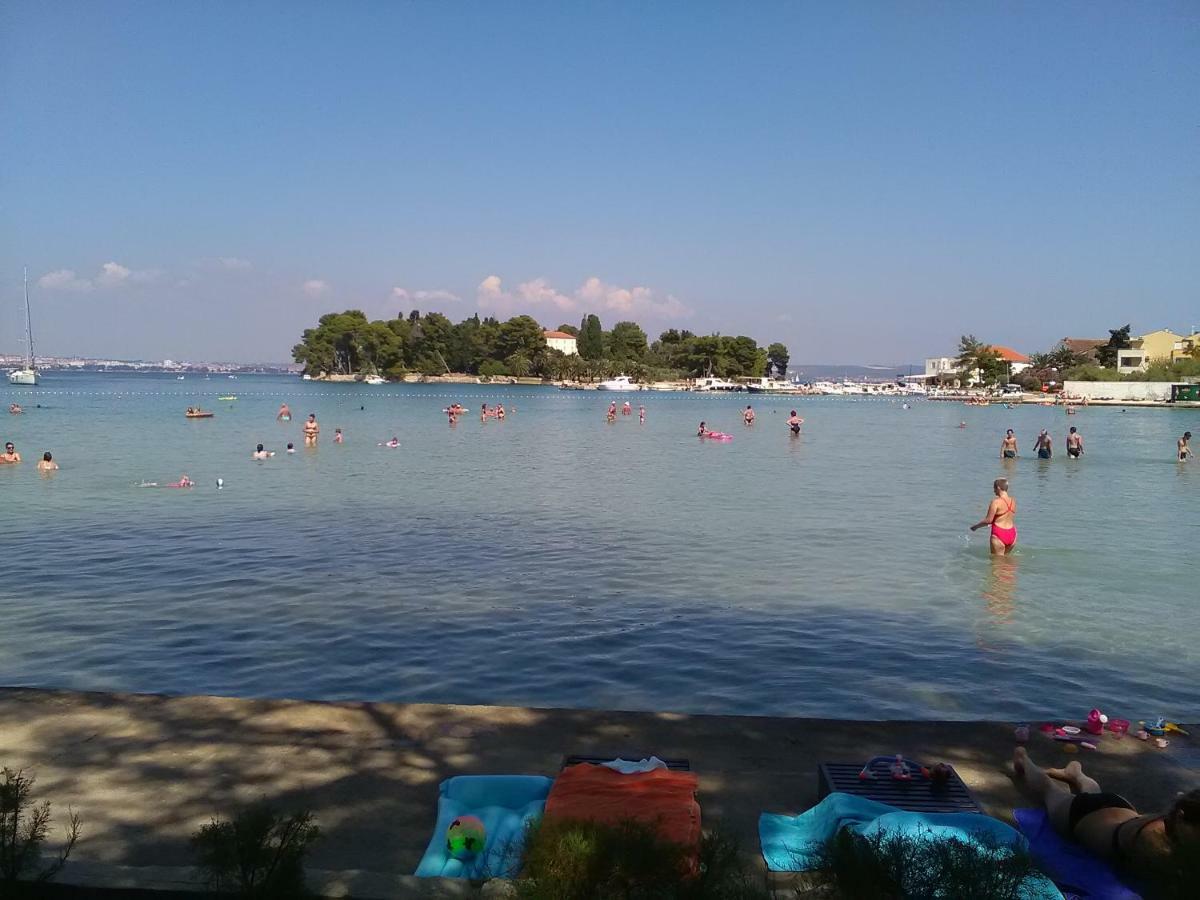 Podvrsina1A Rosa Vila Preko Exterior foto