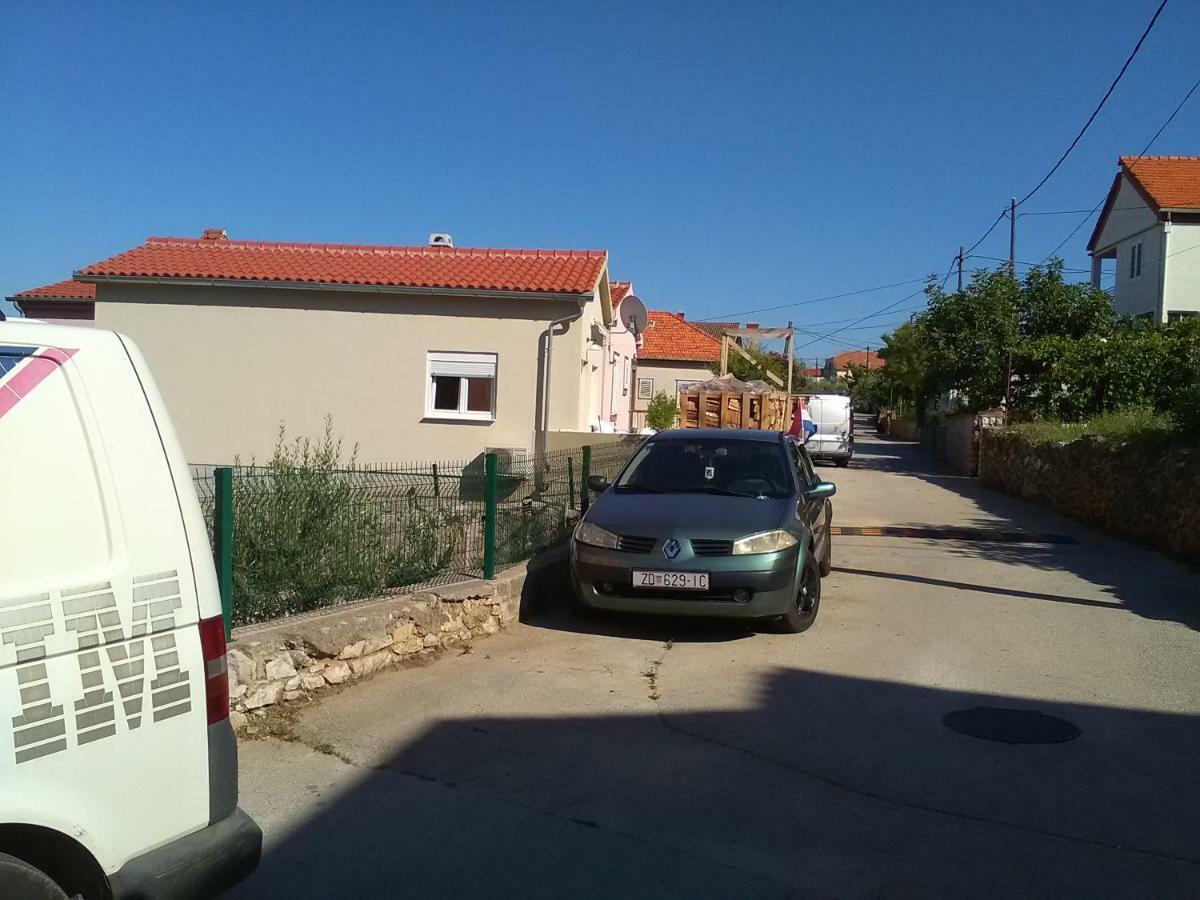 Podvrsina1A Rosa Vila Preko Exterior foto